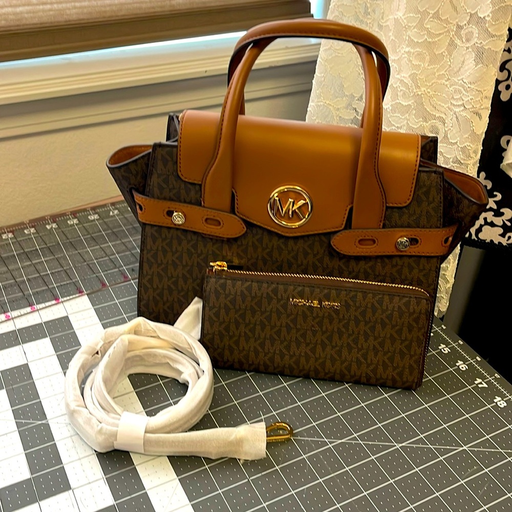 Michael Kors small satchel and wallet! Brand spanking NEW! Never used either one